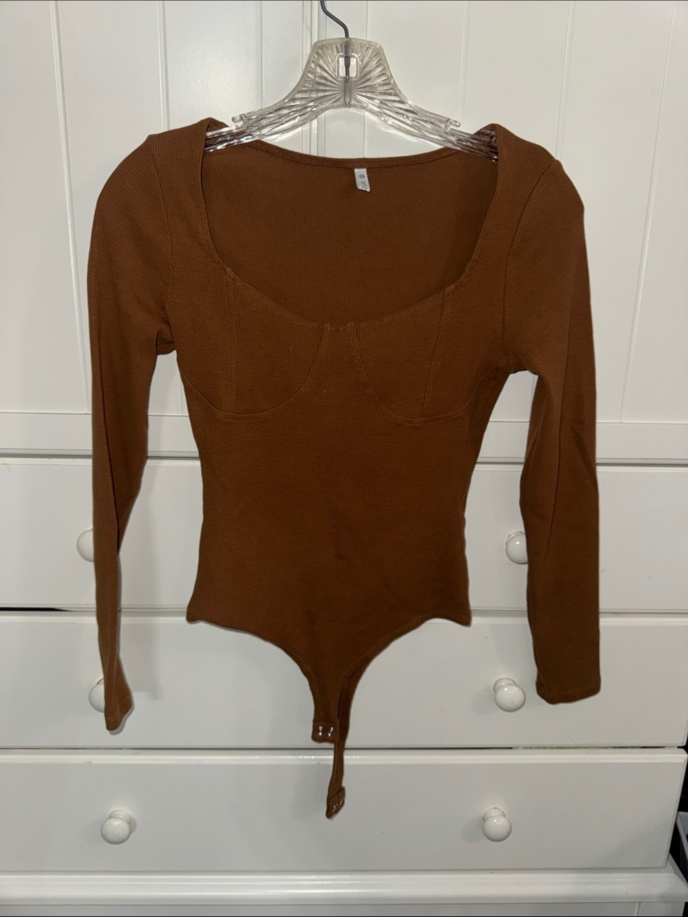 ReoRia Scoop Neck Long Sleeve Bodysuit - Brown